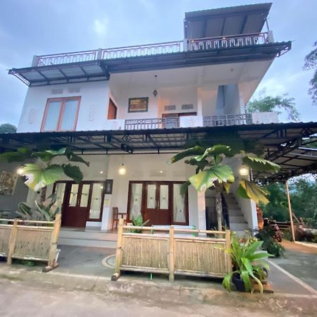 Sri Sedana Guest House Sidemen  Luaran gambar