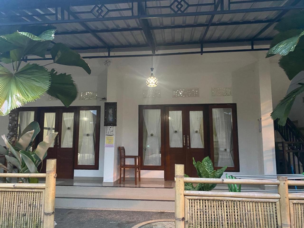 Sri Sedana Guest House Sidemen  Luaran gambar