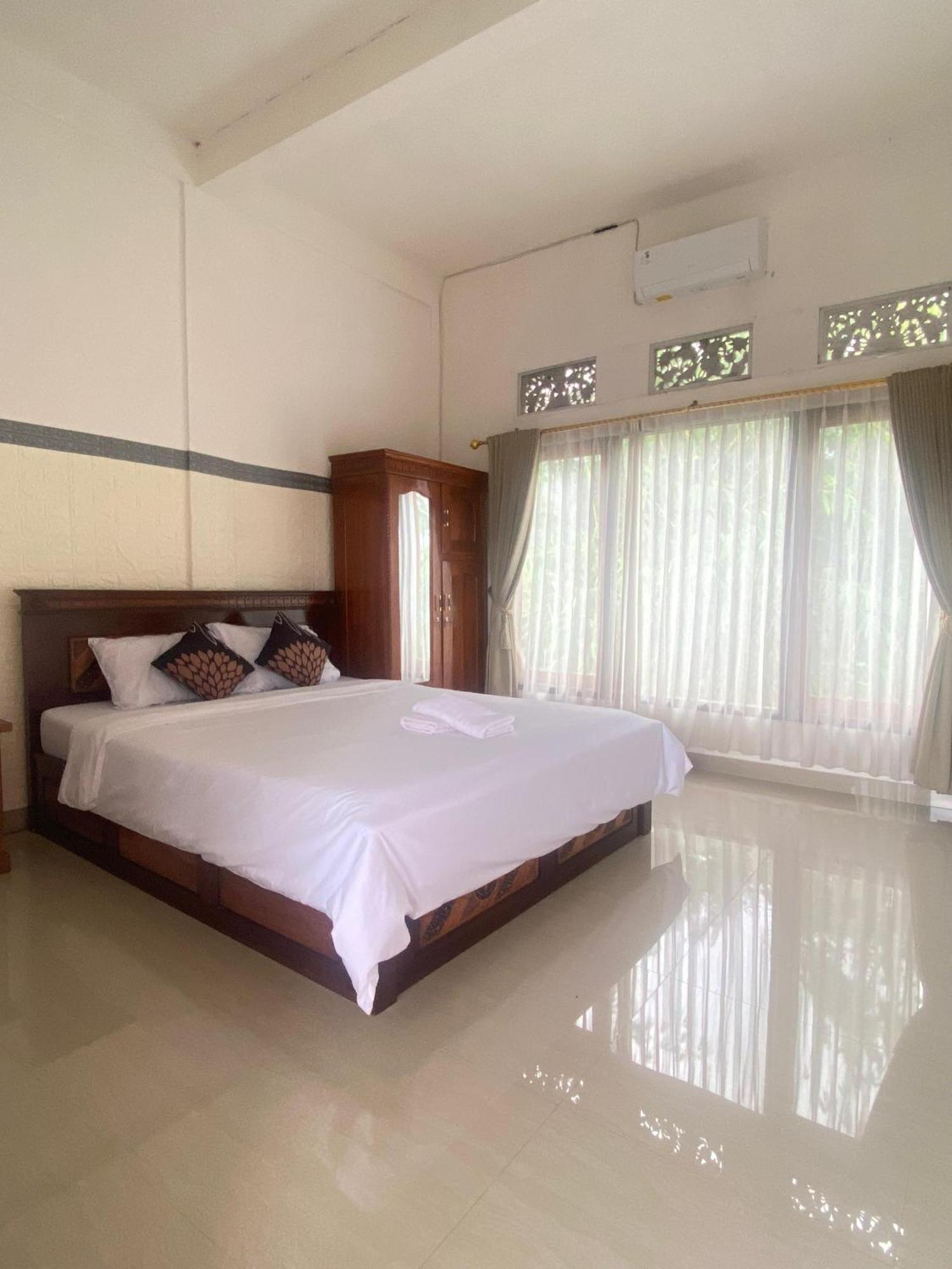 Sri Sedana Guest House Sidemen  Luaran gambar