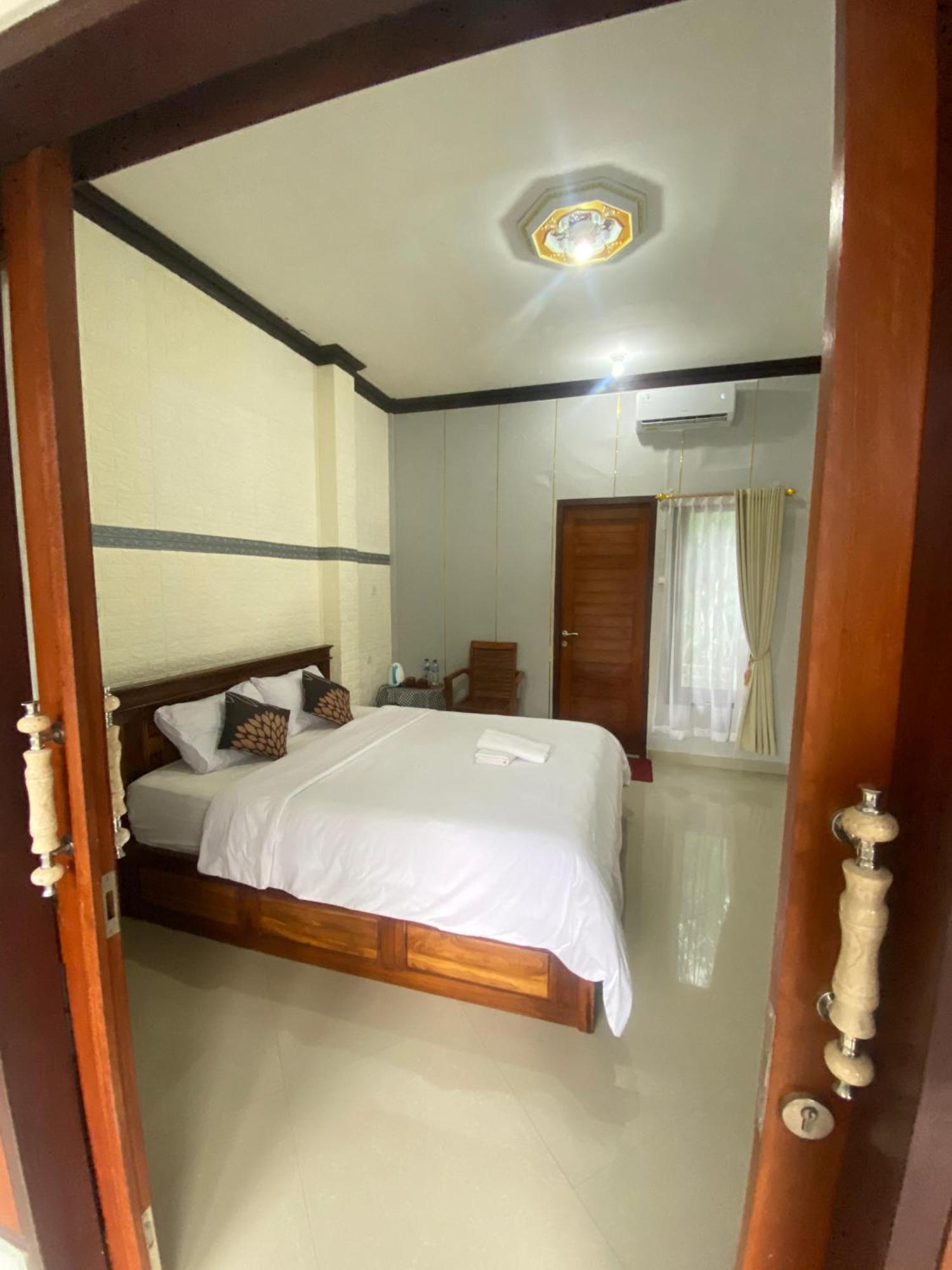Sri Sedana Guest House Sidemen  Luaran gambar